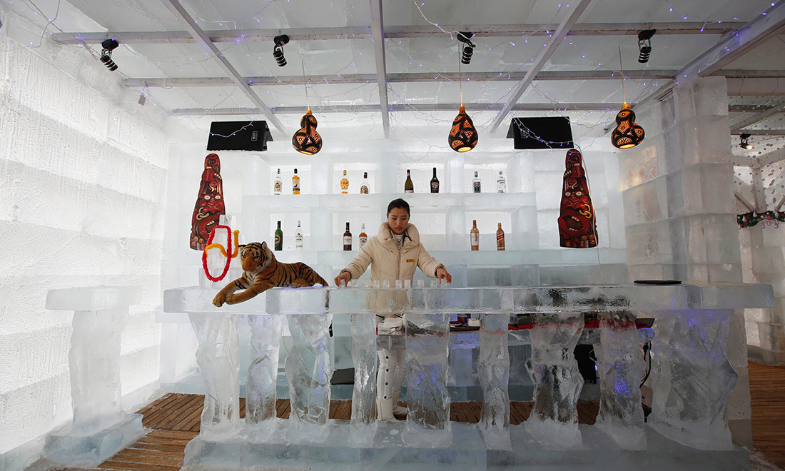 Ice Palace - Top 10 Unusual Restaurants in the World